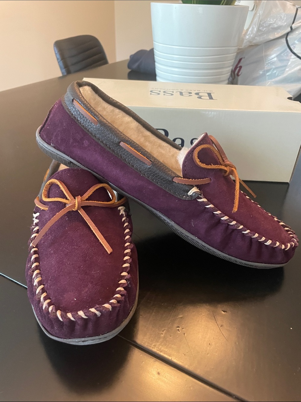 Bass cuddle moccasins / slipper rubber sole Size 11 NEW with box